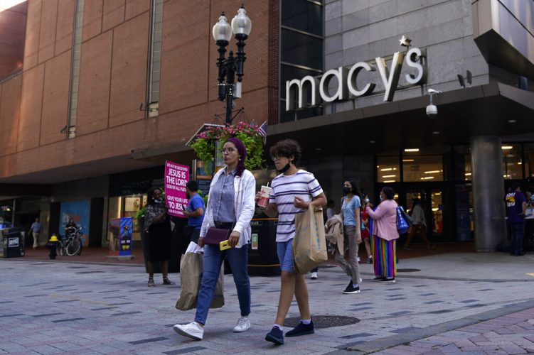 Tue. 9:29 a.m.: Americans spent less in July as COVID-19 cases surged